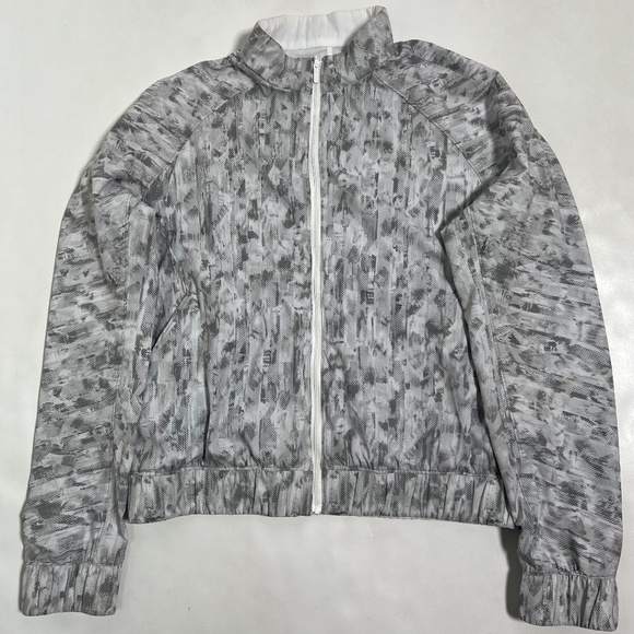 Lululemon Women's Bombs Away Jacket White / City Breeze White Multi Size 6 - Picture 7 of 12